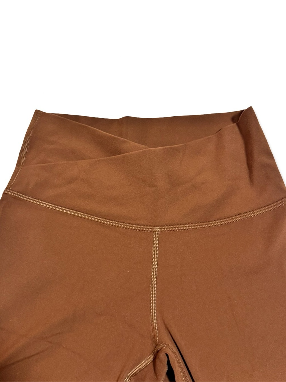 Glowmode FeatherFit 8-Inch High-Waisted Crossover Biker Shorts Brown NWOT - Picture 3 of 7